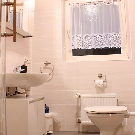 Domes-kreuzer バート・ツヴェステン